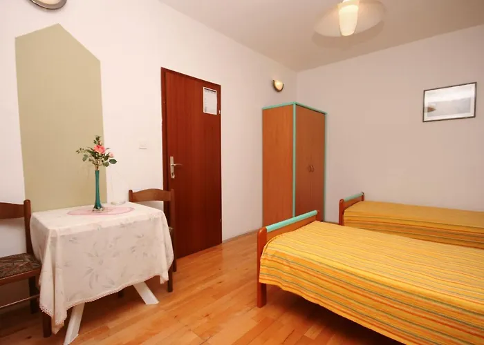 Nemira 4652c